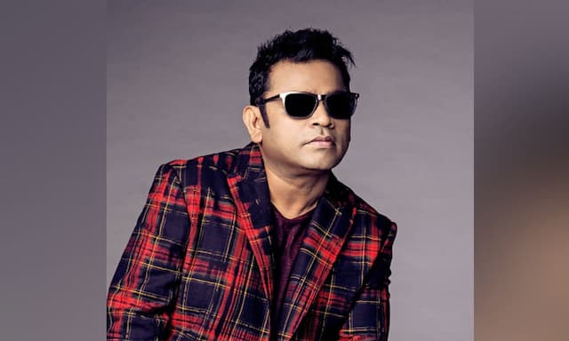 AR Rahman & wife Saira Banu separate - https://cdn.connectfm.ca/AR-Rahman.jpg