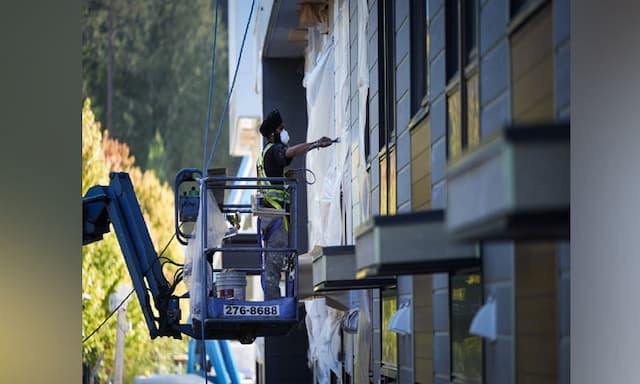 B.C. caps rent increases next year at 3 per cent, matching inflation - https://cdn.connectfm.ca/B.C.-caps-rent.jpg