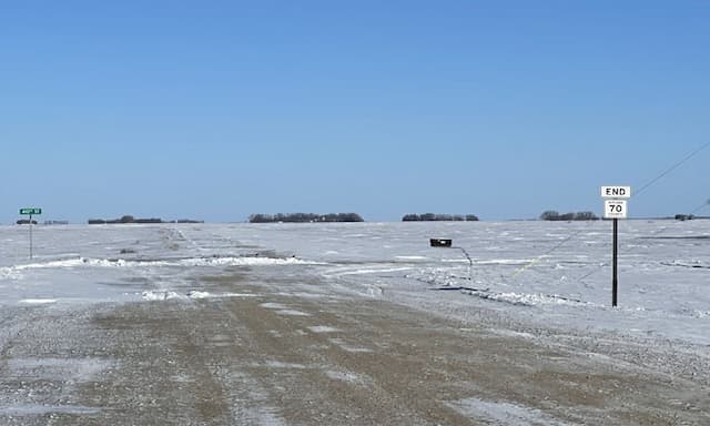 Two men convicted after migrants froze to death on Canada-U.S. border face sentencing - https://cdn.connectfm.ca/Canada-U.S.-border.jpg