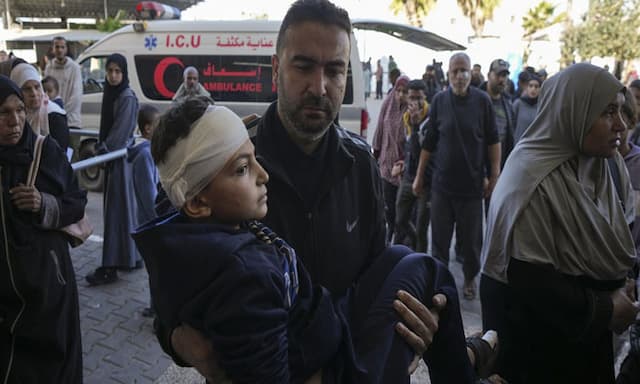 Israeli strike on a Gaza tent camp kills at least 21 people, hospital says - https://cdn.connectfm.ca/Israeli-strike.jpg