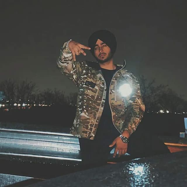 Canada-based Punjabi singer Shubh lands in another controversy - https://cdn.connectfm.ca/SHUBHMANN_2023-11-02-155515_vxwz.jpg