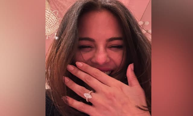 Selena Gomez & Benny Blanco announce engagement - https://cdn.connectfm.ca/Selena-Gomez.jpg