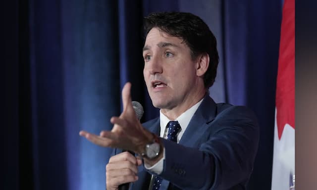 Trudeau noncommittal on expanding rebate beyond 'working Canadians' - https://cdn.connectfm.ca/Trudeau_2024-11-29-185846_rnpt.jpg