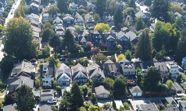 Vancouver's July home sales slid 5% from last year, listings up 20% - https://cdn.connectfm.ca/Vancouvers-home-sales.jpg