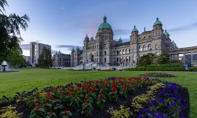 Victoria Tops Canada’s List of Most Generous Cities - https://cdn.connectfm.ca/Victoria-BC-copy.jpg