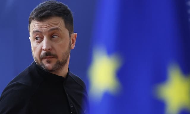 Ukraine's Zelenskyy arrives in Saudi Arabia to meet prince ahead of summit with US - https://cdn.connectfm.ca/Zelenskyy_2025-03-10-194335_pjwf.jpg