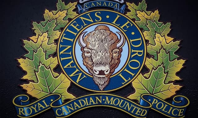 RCMP, B.C. Securities Commission deliver warnings to 10 suspected 'money mules' - https://cdn.connectfm.ca/bc-police.jpg