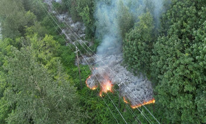 b-c-braces-for-more-wildfire-activity-with-thunderstorms-in-the-forecast