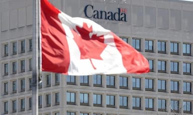 canadian-banks-expect-faster-rate-cuts-amid-trade-war