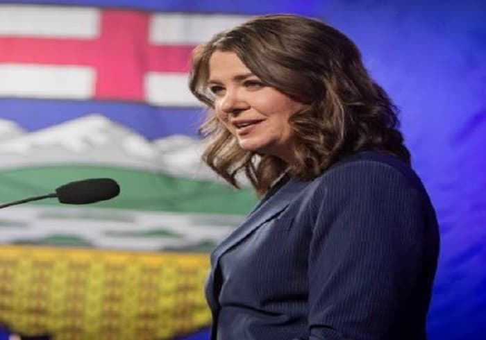 alberta-premier-danielle-smith-in-ottawa-to-open-new-provincial-office