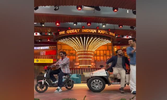 The return of Kapil Sharma - https://cdn.connectfm.ca/kapil-sharrna-show.jpg