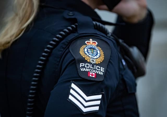 Vancouver police arrest five, seize drugs, in Quebec gang investigation - https://cdn.connectfm.ca/police_2024-03-22-202402_sdle.jpg