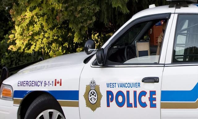 Head-on crash kills two, shuts highway, blocks ferry terminal in West Vancouver, B.C. - https://cdn.connectfm.ca/west-vancouver-police.jpg